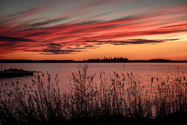 Plaque funéraire - coucher de soleil sur vue lac